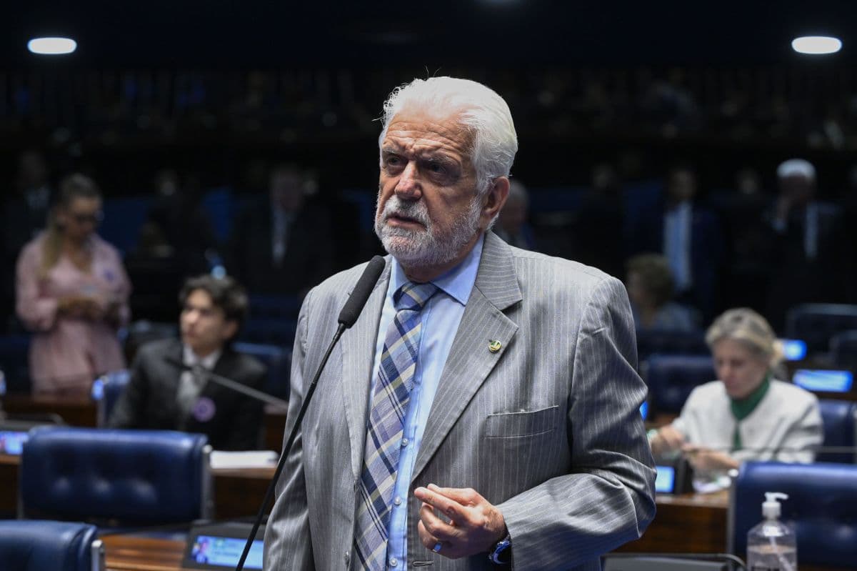 Jaques Wagner investigado por suposta ligação com Banco Master