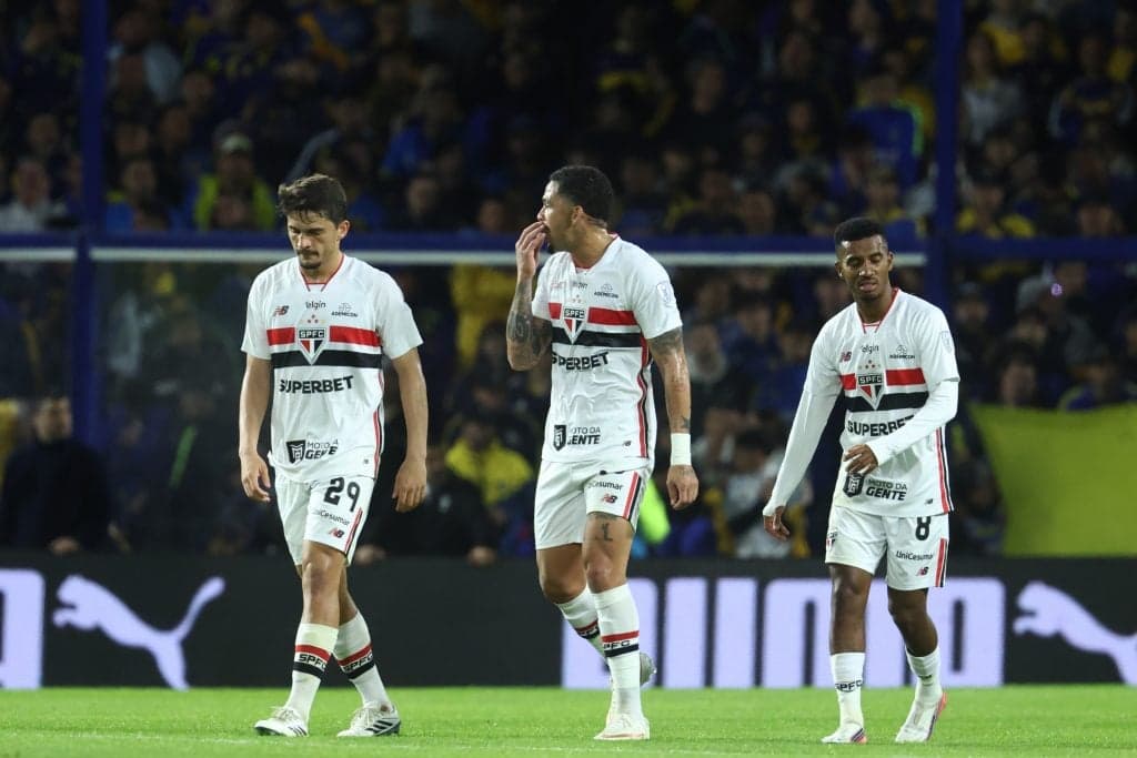 São Paulo perde para o Palmeiras e foca na Copa Sul-Americana