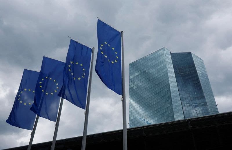 Comissão Europeia rejeita pedidos de flexibilização fiscal da Itália e Grécia