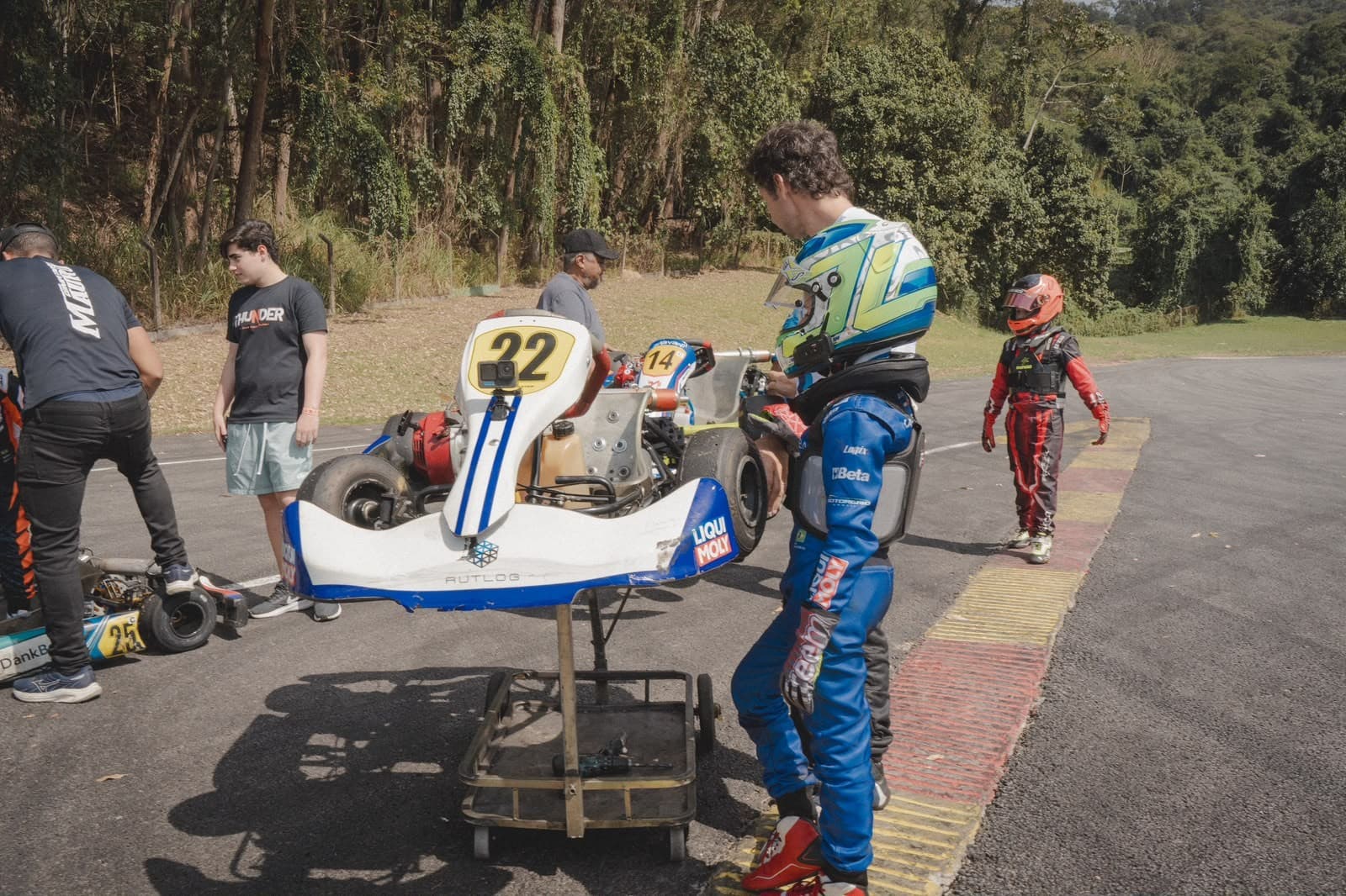 João Lancaster inicia trajetória no kart com terceiro lugar em sua estreia