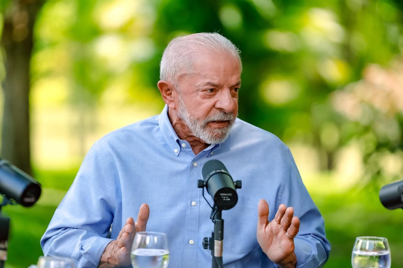 Lula compara Roberta Luchsinger a banqueiro e defende filho em investigação