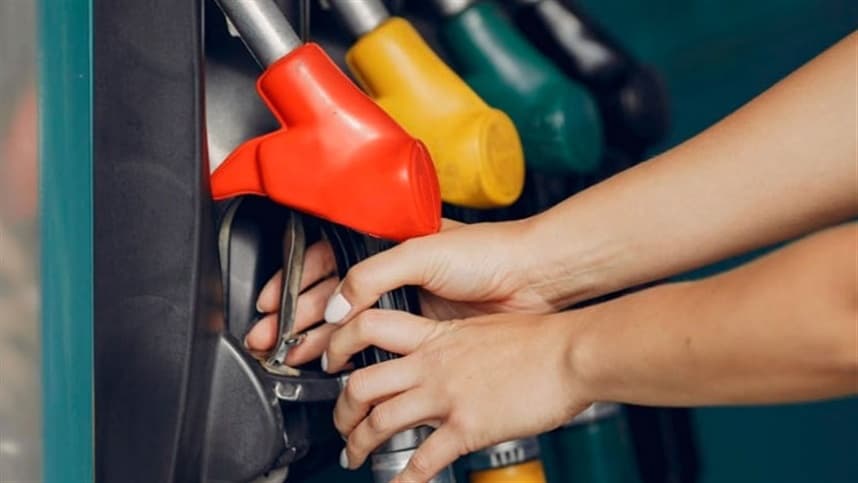 Preço da gasolina cai, gerando economia para os consumidores