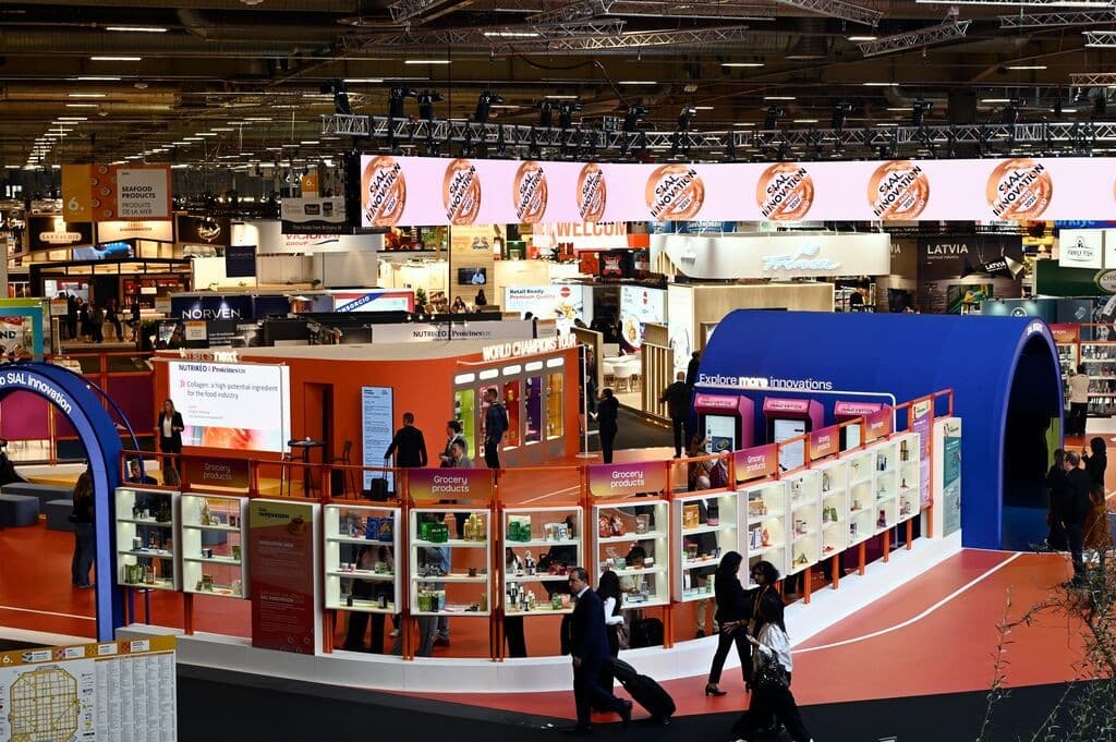 Sial Paris 2026 encerra com 305 mil visitantes e inovações no setor alimentar