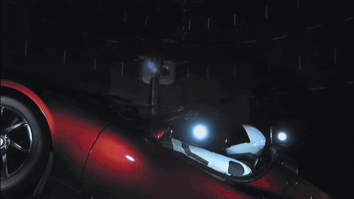 Tesla Roadster de 1ª geração segue em órbita desde 2018 e nova versão será lançada