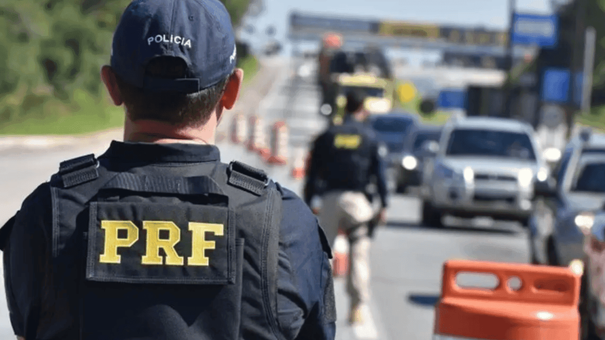 Chuvas geram interdições em rodovias do Paraná, mas PRF não registra eleitores impedidos de votar
