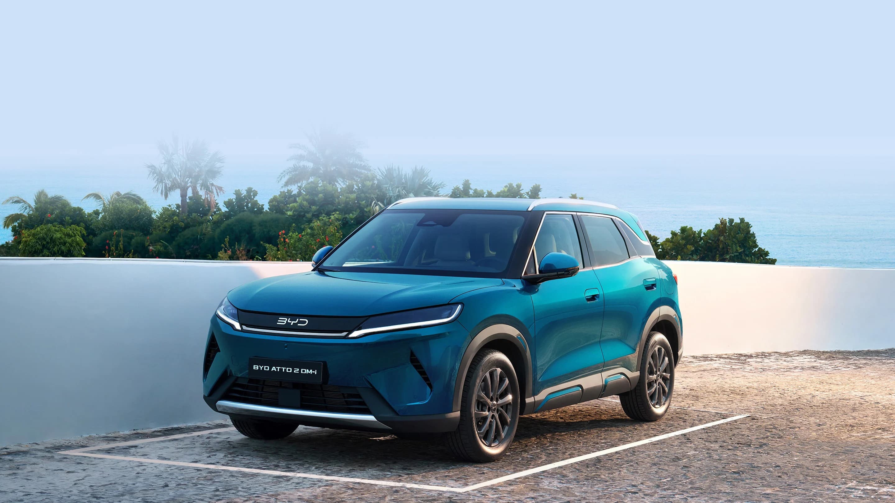 BYD lança Atto 2 DM-i Flex, primeiro híbrido plug-in flex da marca