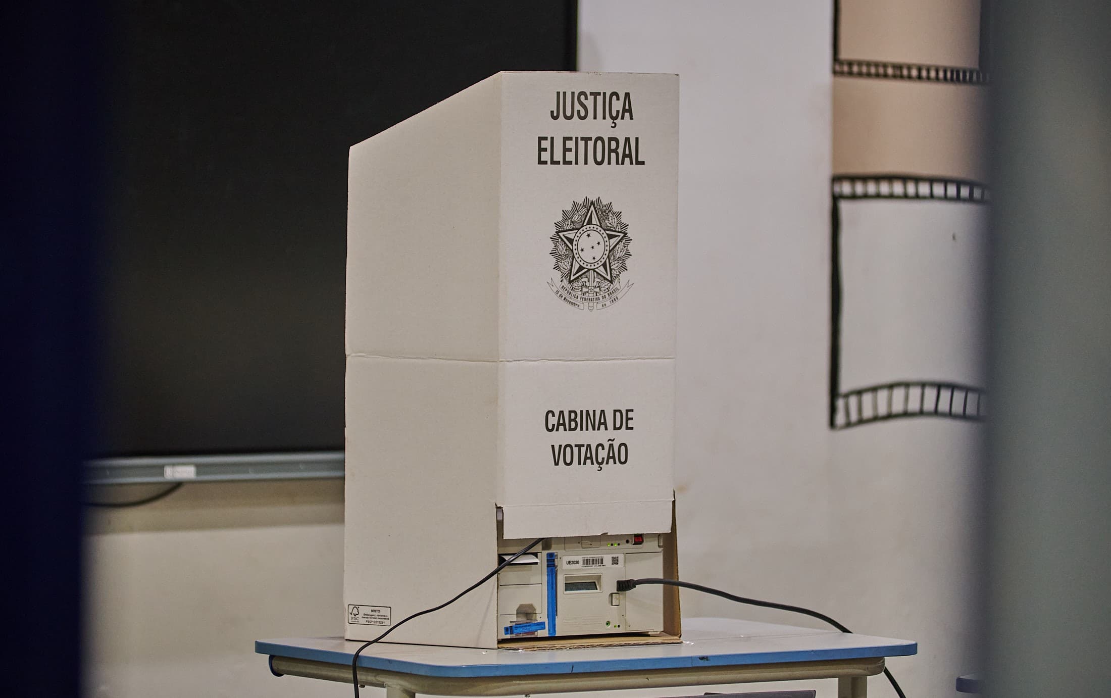 TSE explica procedimentos para votação e combate a fake news nas eleições 2026