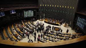 Quantos deputados estaduais representam cada estado no Brasil?