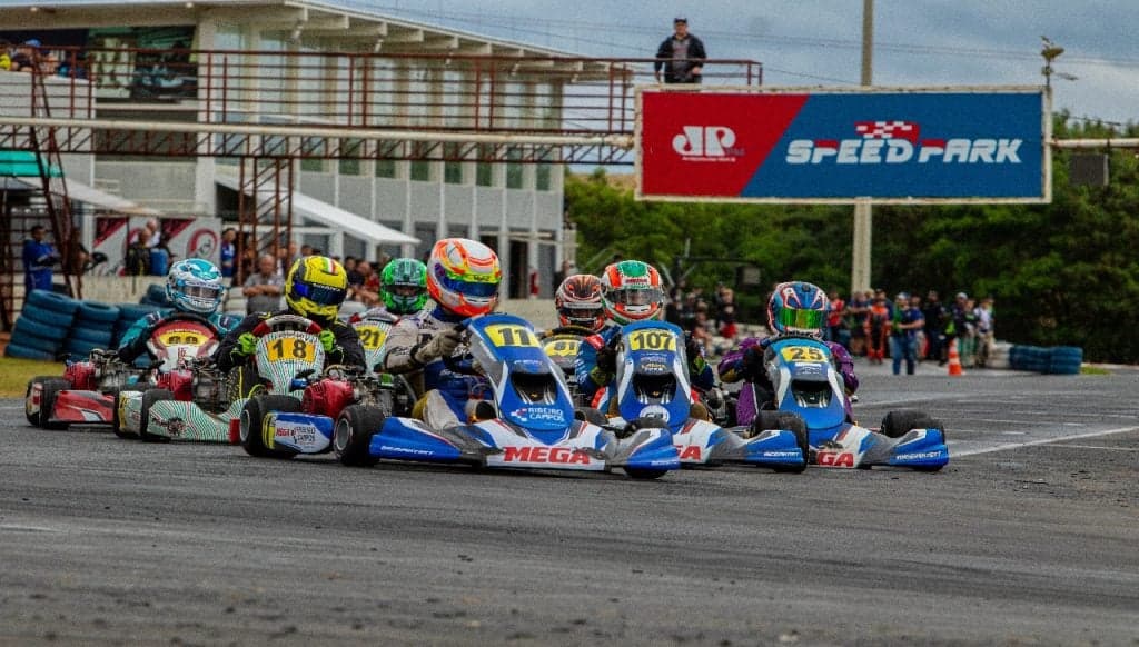 Quarta etapa do Circuito Paulista de Kart reúne competidores em Birigui
