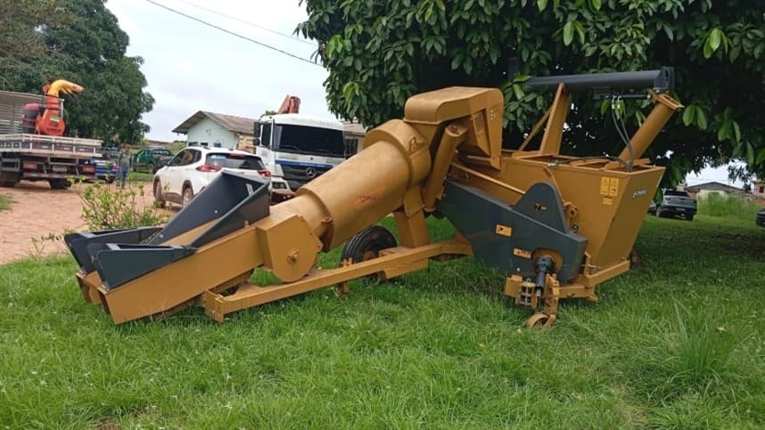 Acre Introduz Novos Equipamentos Agrícolas em Assis Brasil e Epitaciolândia