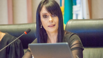 Moraes determina prisão domiciliar para ex-delegada Marília Alencar