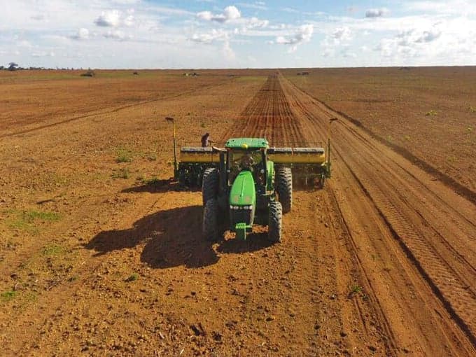 Plantio de soja 2026/27 avança no Brasil com percentuais superiores a anos anteriores