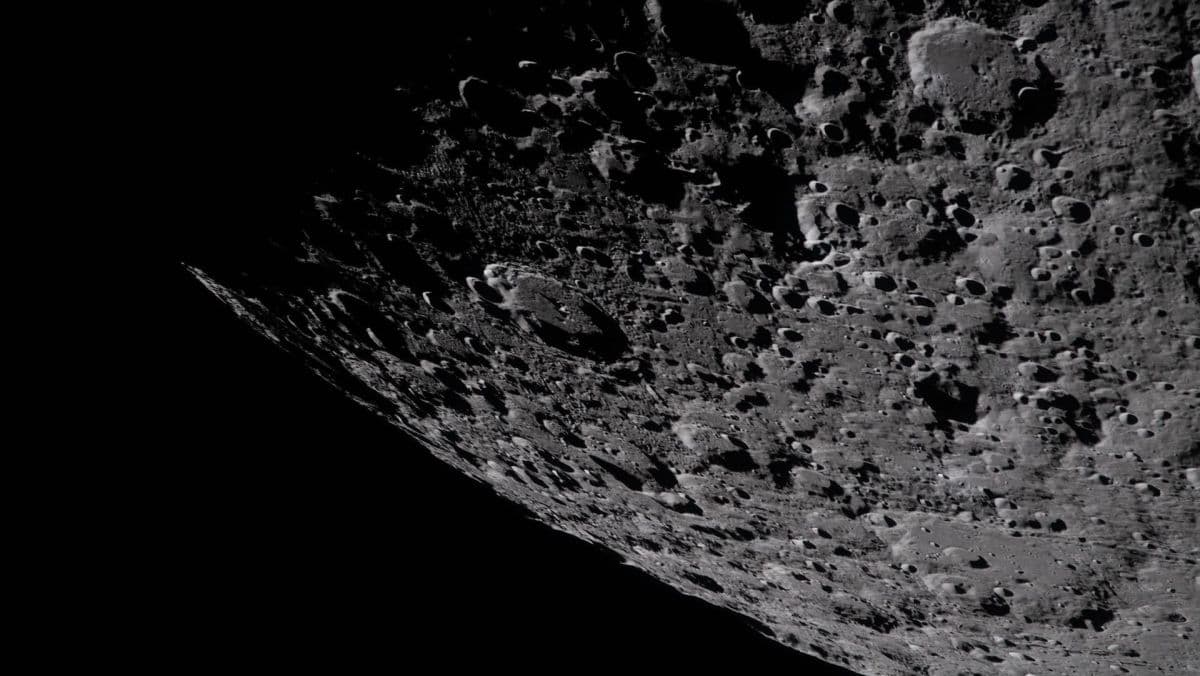 Lua se afasta da Terra a cada ano, revelam dados da NASA