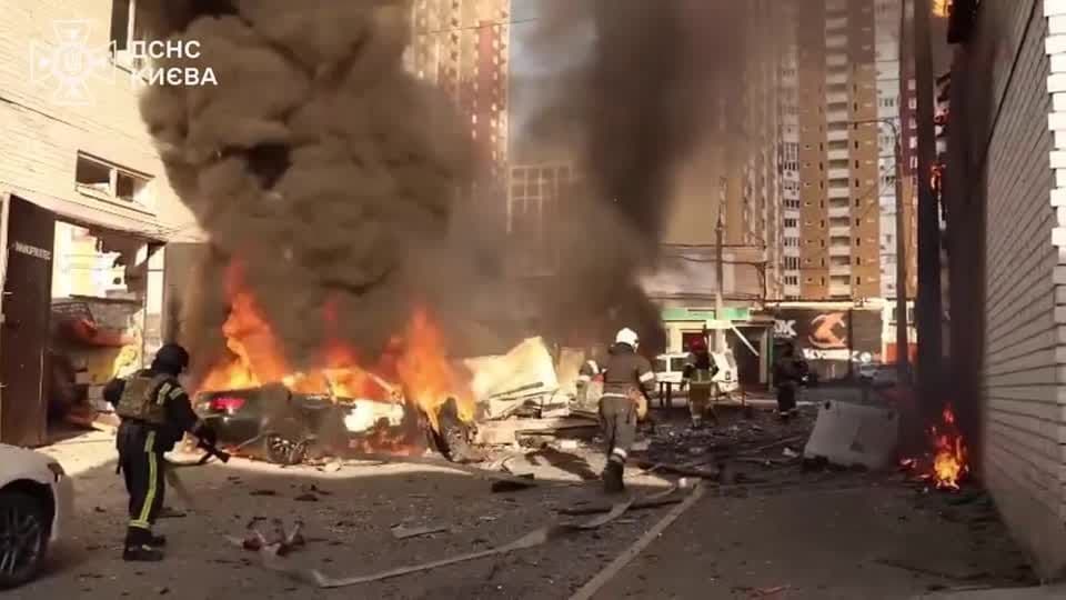 Ataque russo em Kiev causa 13 mortes e mais de 100 feridos