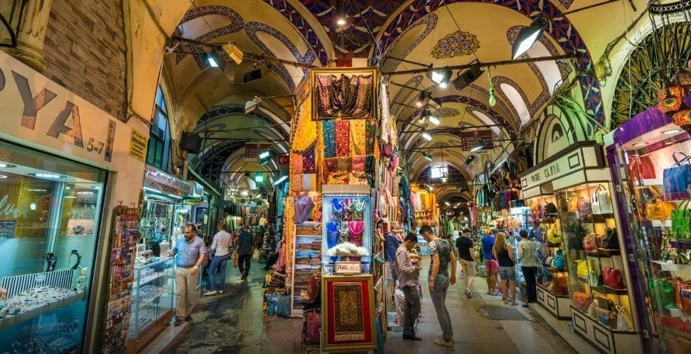 Grande Bazar de Istambul: A Arte do Artesanato e Sua Tradição