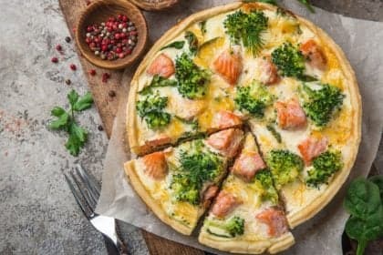 Quiches nutritivas para almoços práticos e saborosos