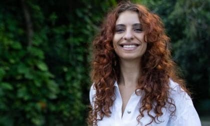 Julia Vargas lança o álbum D'Água, marcando nova fase na carreira