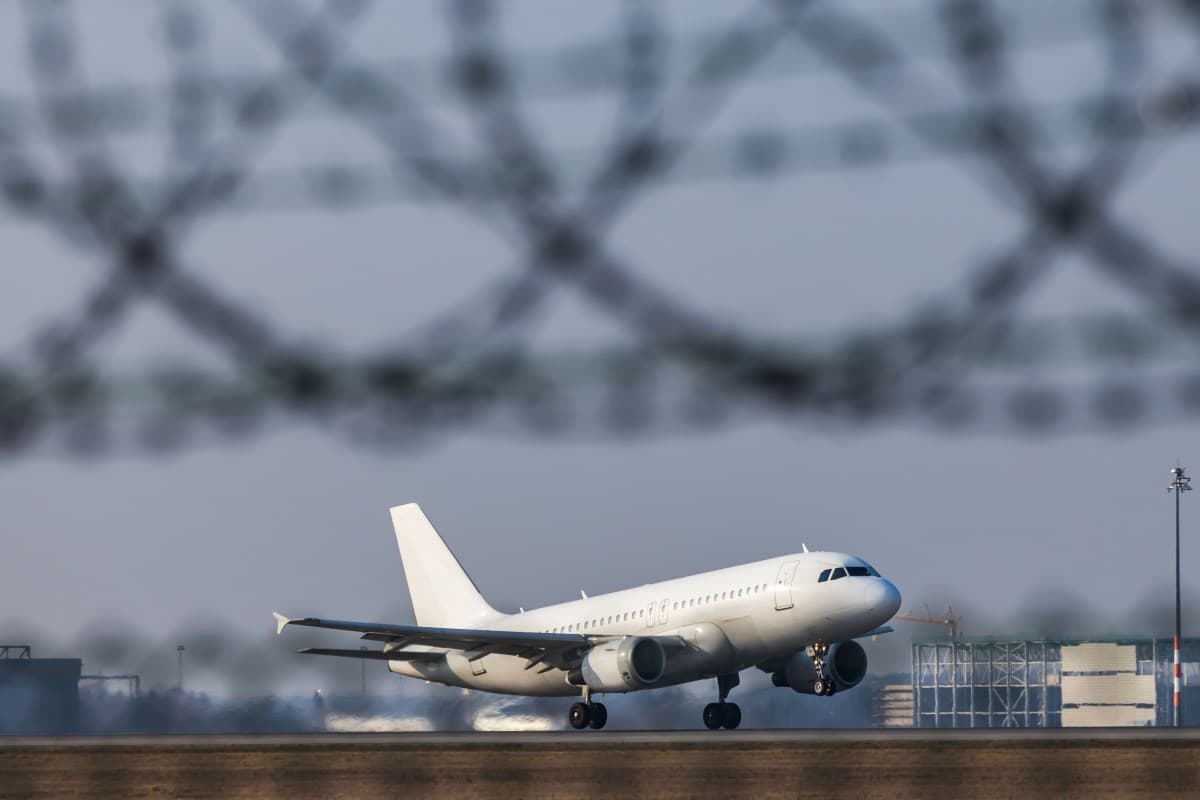 Aeroporto de Nuremberg suspende voos após emergência aérea