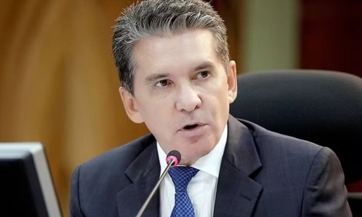 Polícia Federal prende presidente do TCE-MT em operação contra corrupção