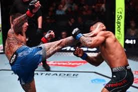 Combate emocionante no UFC termina com derrota de dupla brasileira