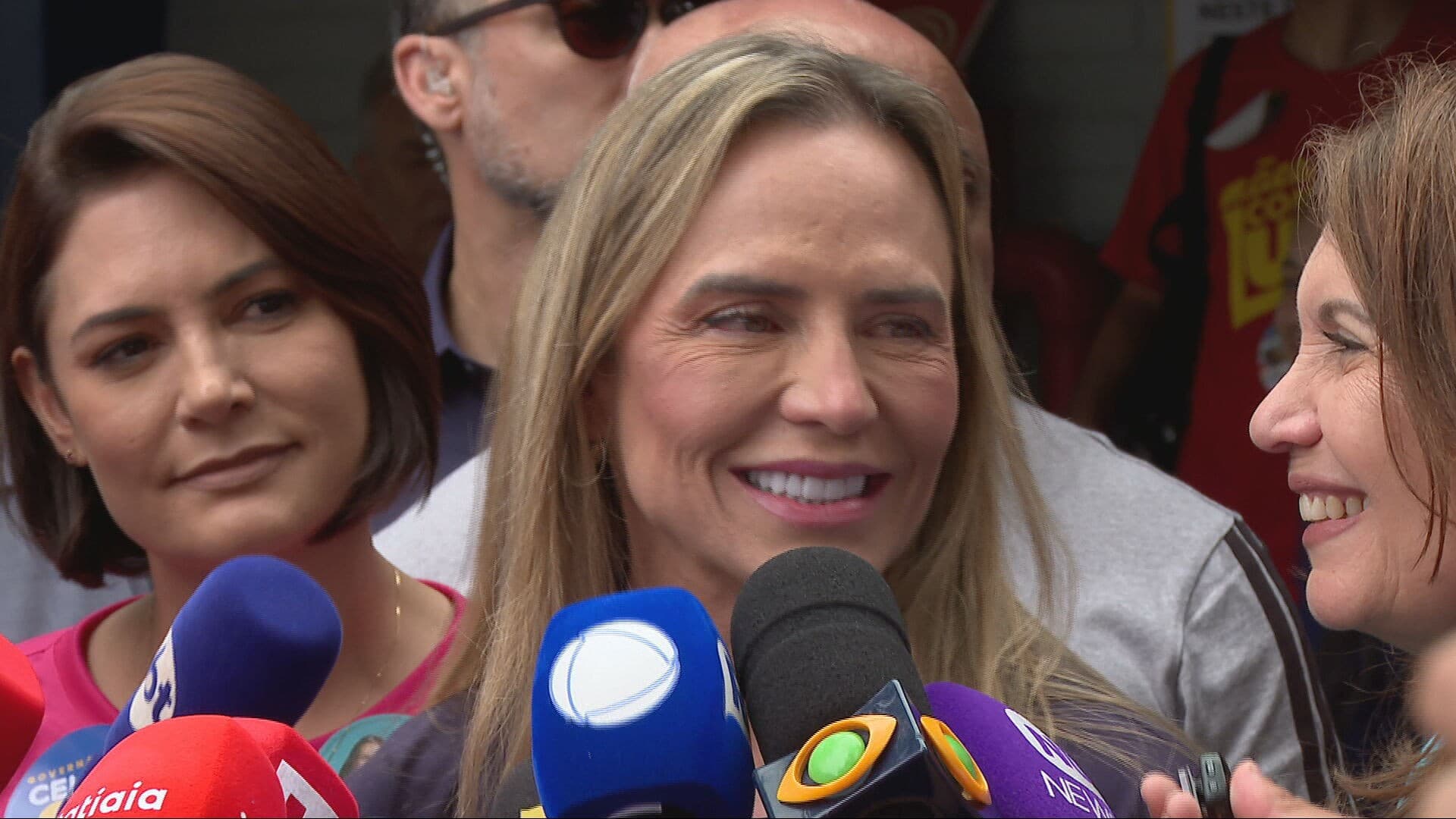 Avaliação do governo Celina Leão mostra queda em aprovação em pesquisa