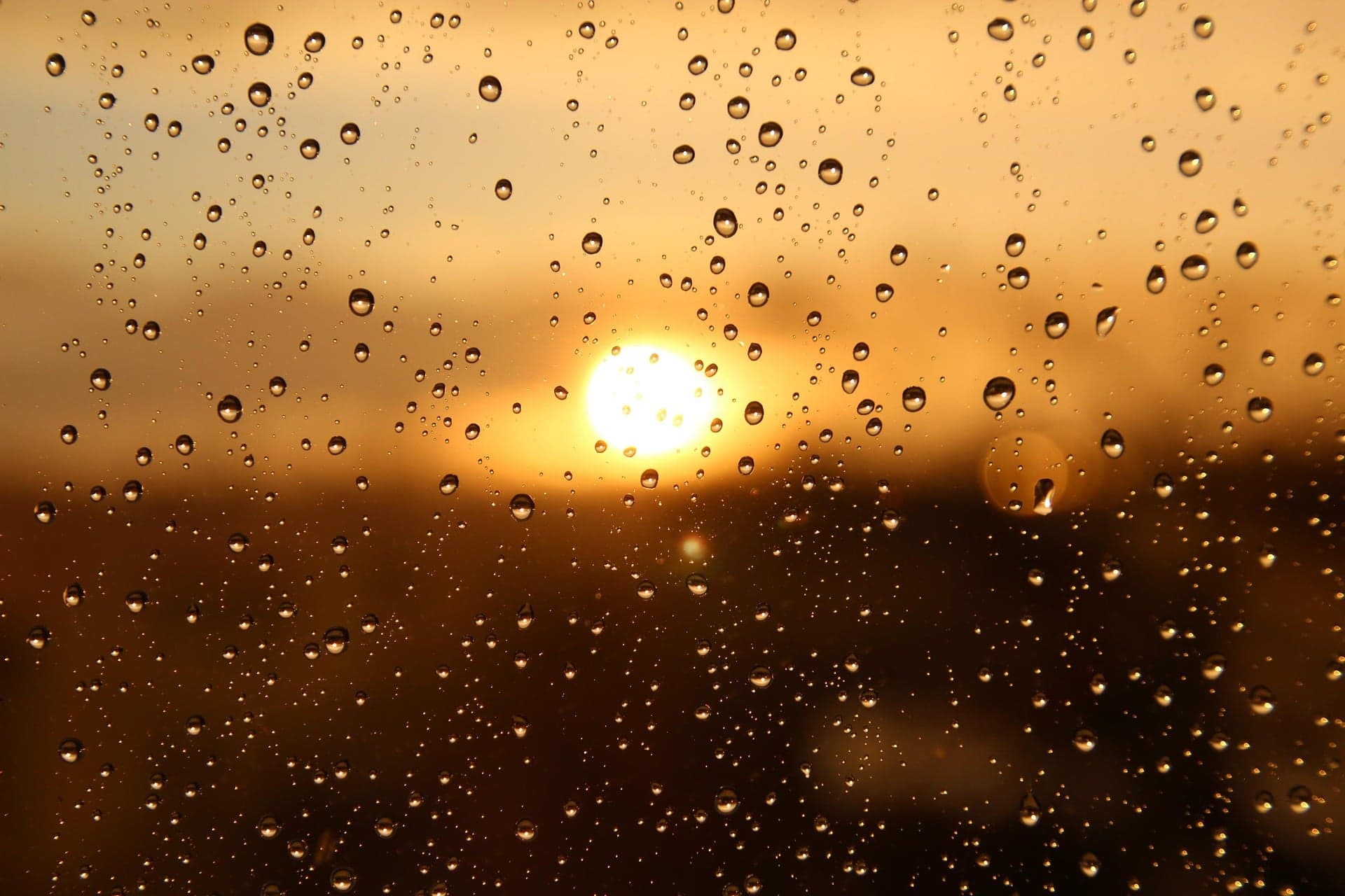 Previsão de setembro aponta chuvas e temperaturas elevadas no Brasil