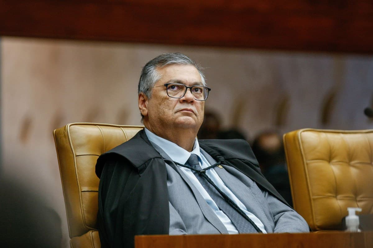 Ministros discutem volta da exigência de diploma de jornalismo