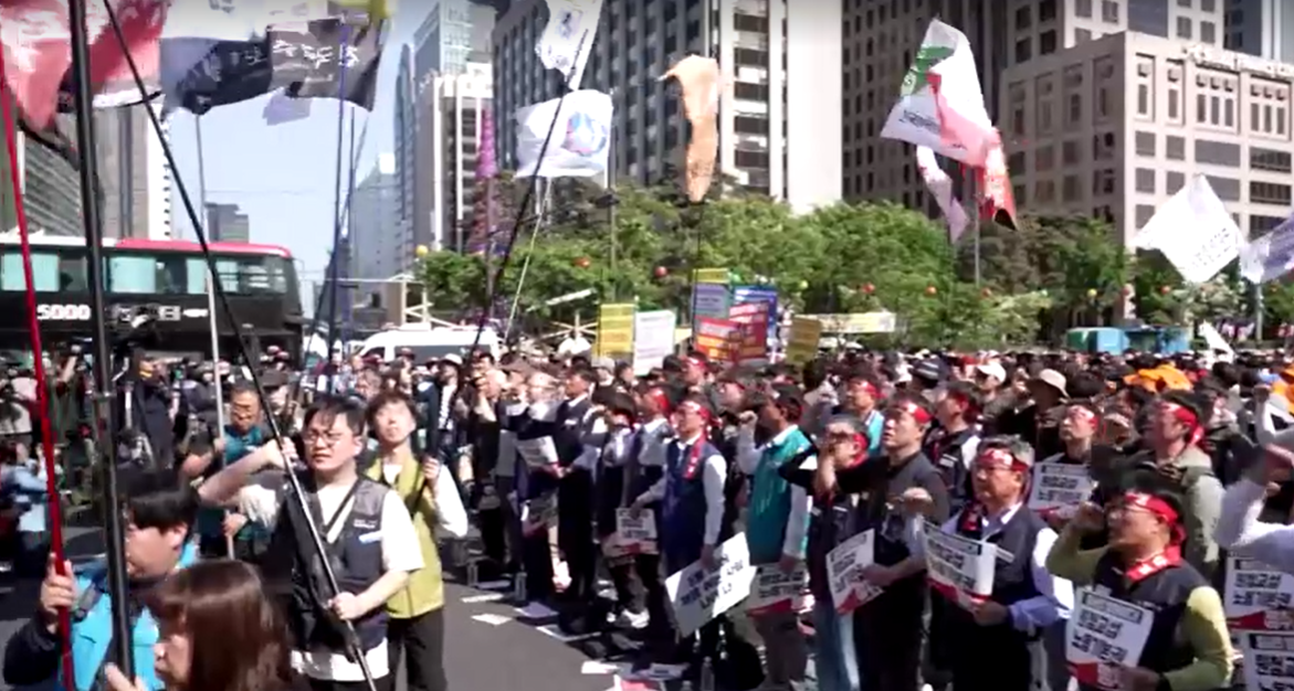 Sul-coreanos celebram Dia do Trabalho com protestos por direitos