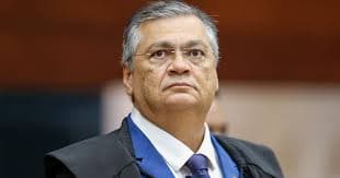 Post Nossa Senhora Aparecida: Revisão Jurídica em Debate