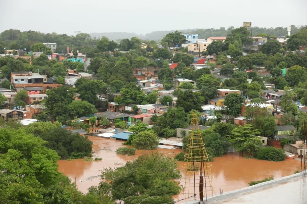 Rio Paraná registra aumento significativo em nível por chuvas intensas