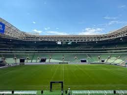 Brasileirão: Palmeiras e Internacional se enfrentam em jogo decisivo