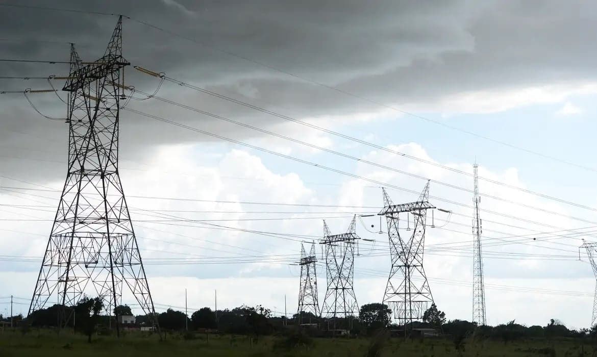 ONS aciona plano emergencial para reduzir geração de energia