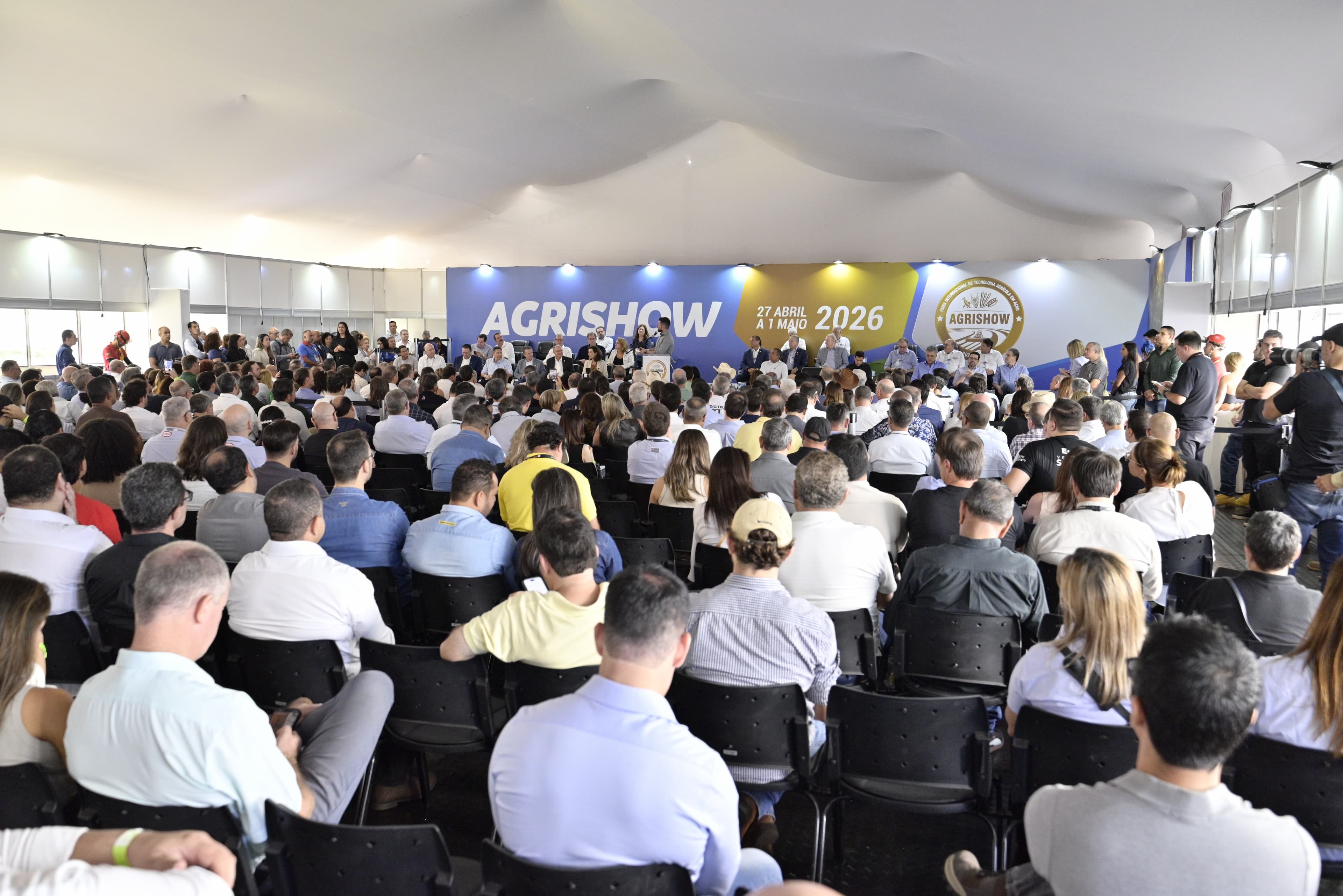 Setor agrícola critica governo em evento da Agrishow