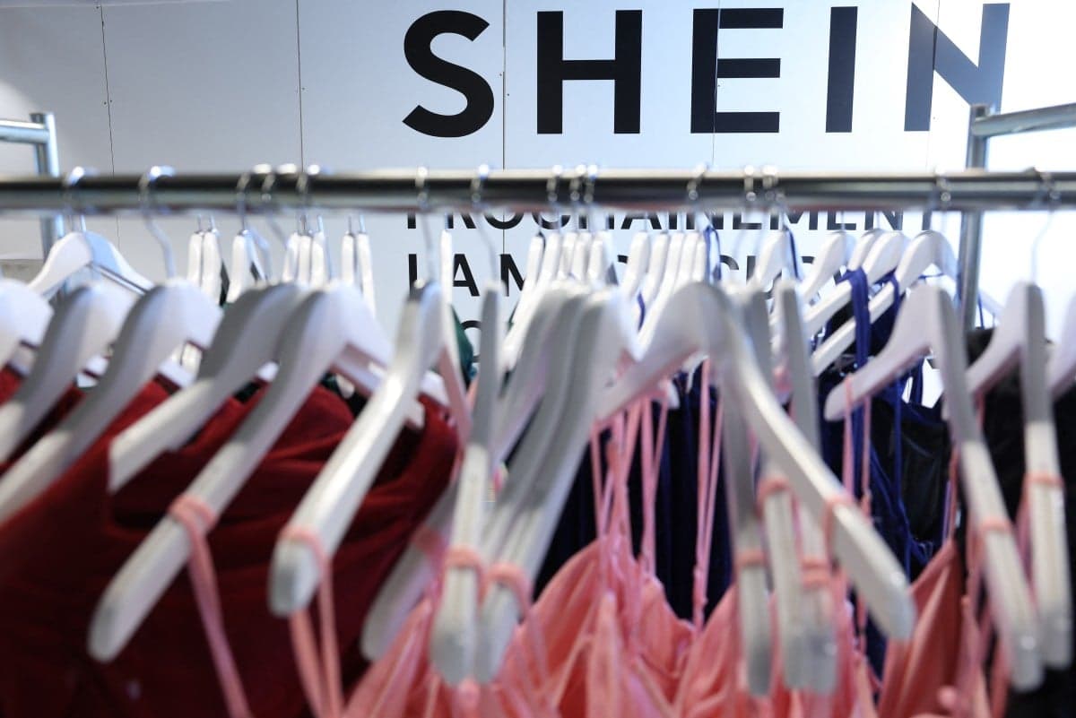 China ameaça retaliações contra lei francesa de moda ultrarrápida