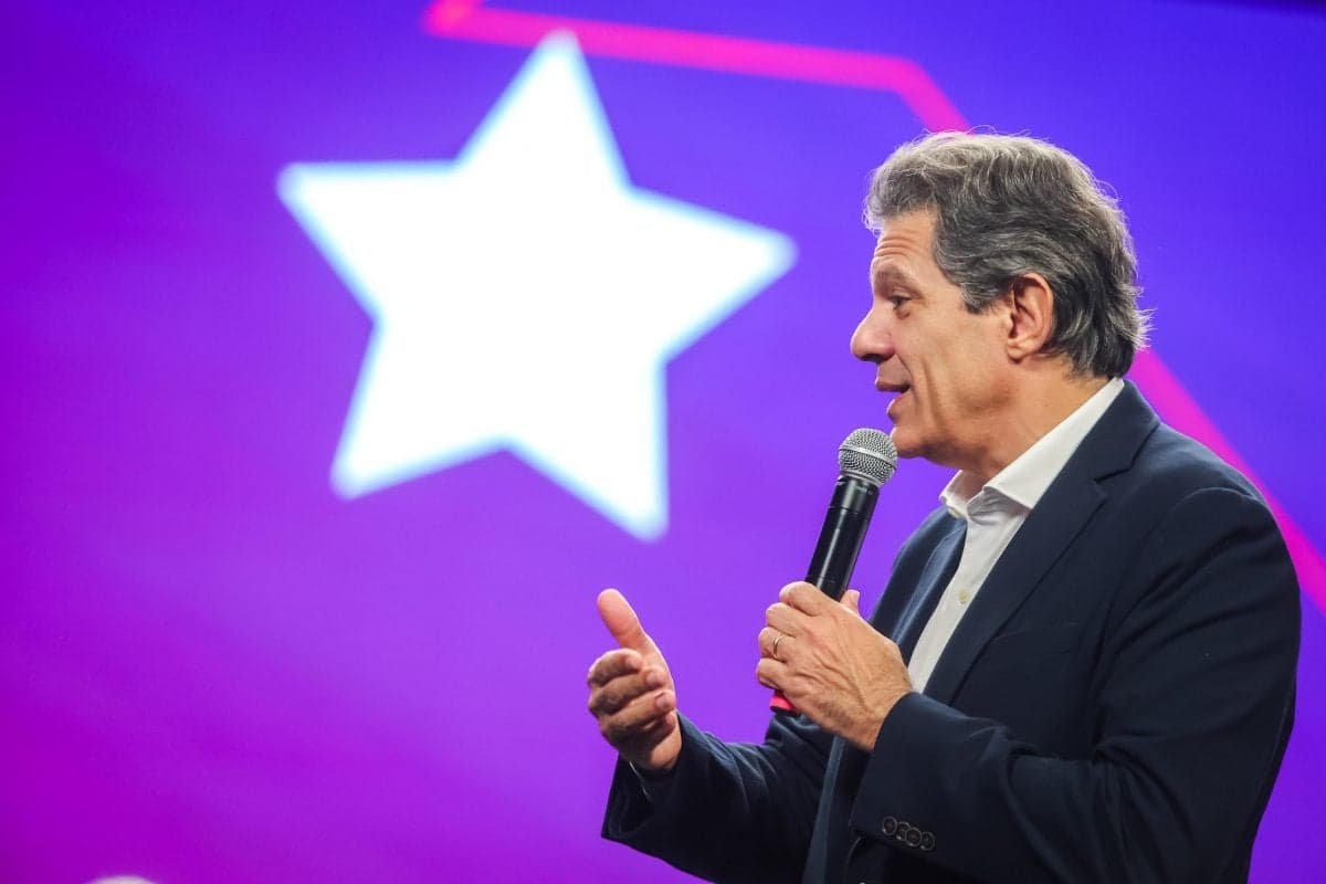 Haddad questiona pesquisa Datafolha e reconhece liderança de Tarcísio