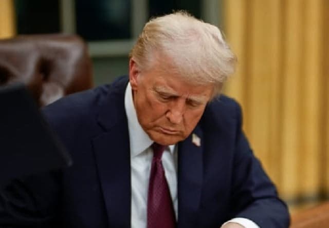 Trump autoriza importação de carne moída para reduzir preços nos EUA