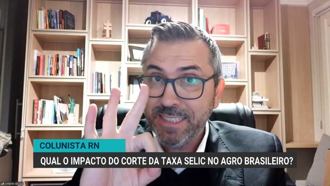 Redução da Selic para 14% gera debates na economia brasileira