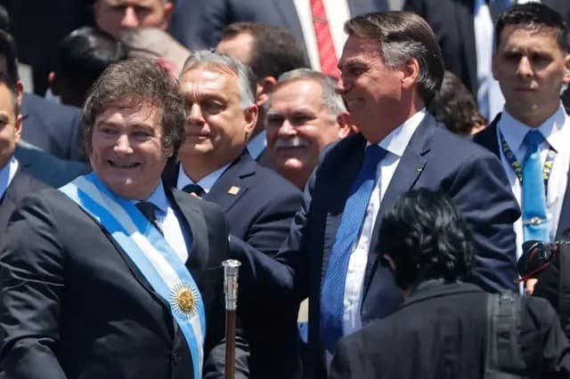 Bolsonaro solicita visita de Javier Milei durante prisão domiciliar