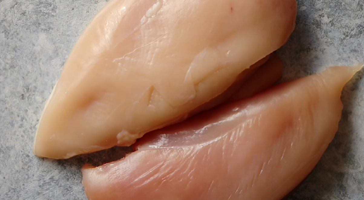 Frango mantém vantagem competitiva sobre a carne suína