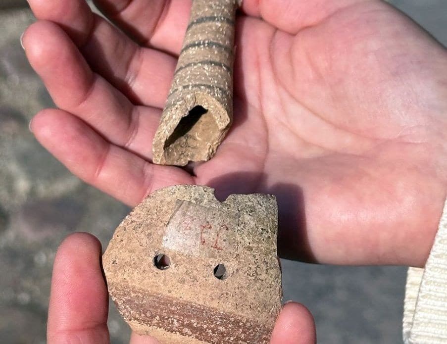 Arqueólogos na Síria descobrem chocalhos de argila de 4.500 anos