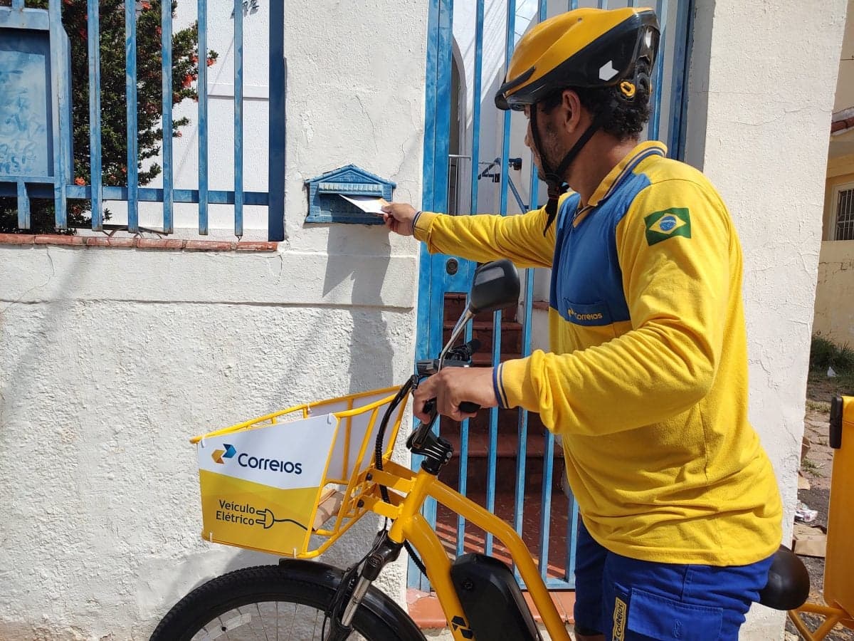 Greve dos Correios se estende e confronto sobre plano de saúde persiste