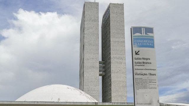 Veterinária do Senado morre após ataque de cão de serviço