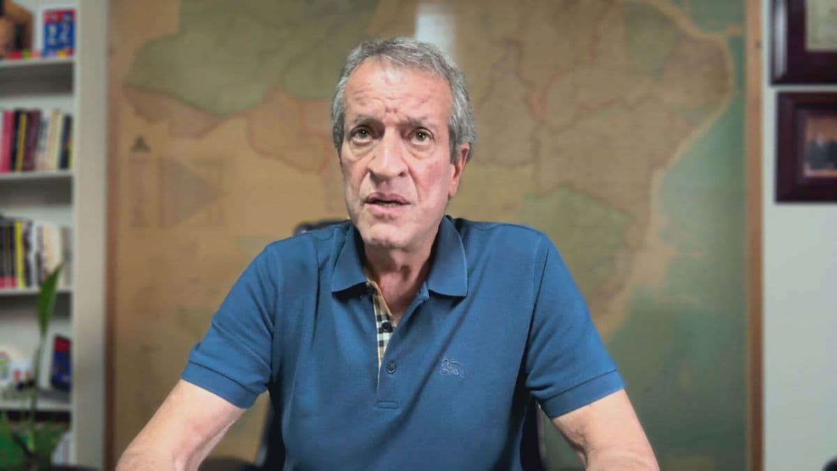 Valdemar Costa Neto defende emendas sob investigação da PF