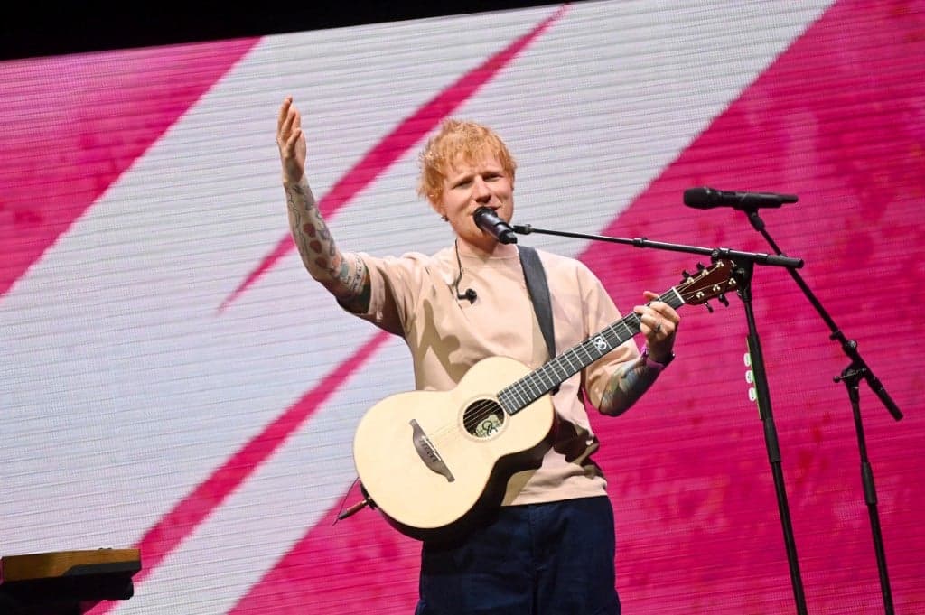 Artistas abandonam turnê de Ed Sheeran em apoio a Macklemore