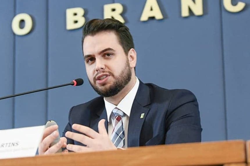 Toffoli rejeita pedido de semiaberto para ex-assessor de Bolsonaro