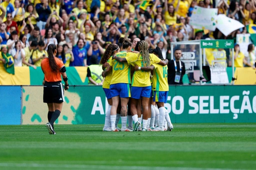 Seleção Brasileira Feminina derrota Argentina em amistoso por 3 a 1