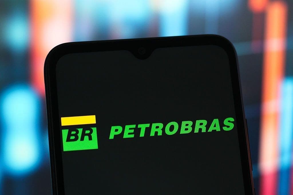 Petrobras foca em investimentos enquanto dividendos são incertos