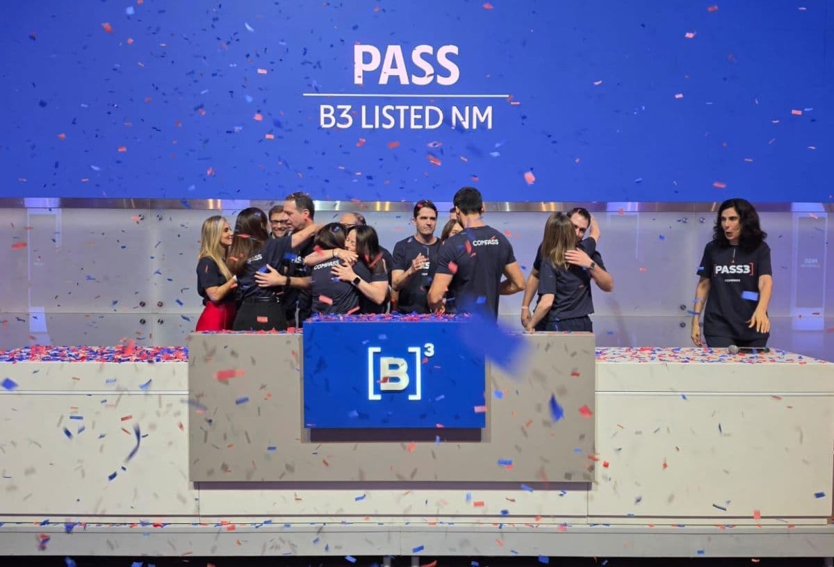 Compass Gás e Energia inicia negociação com queda na B3