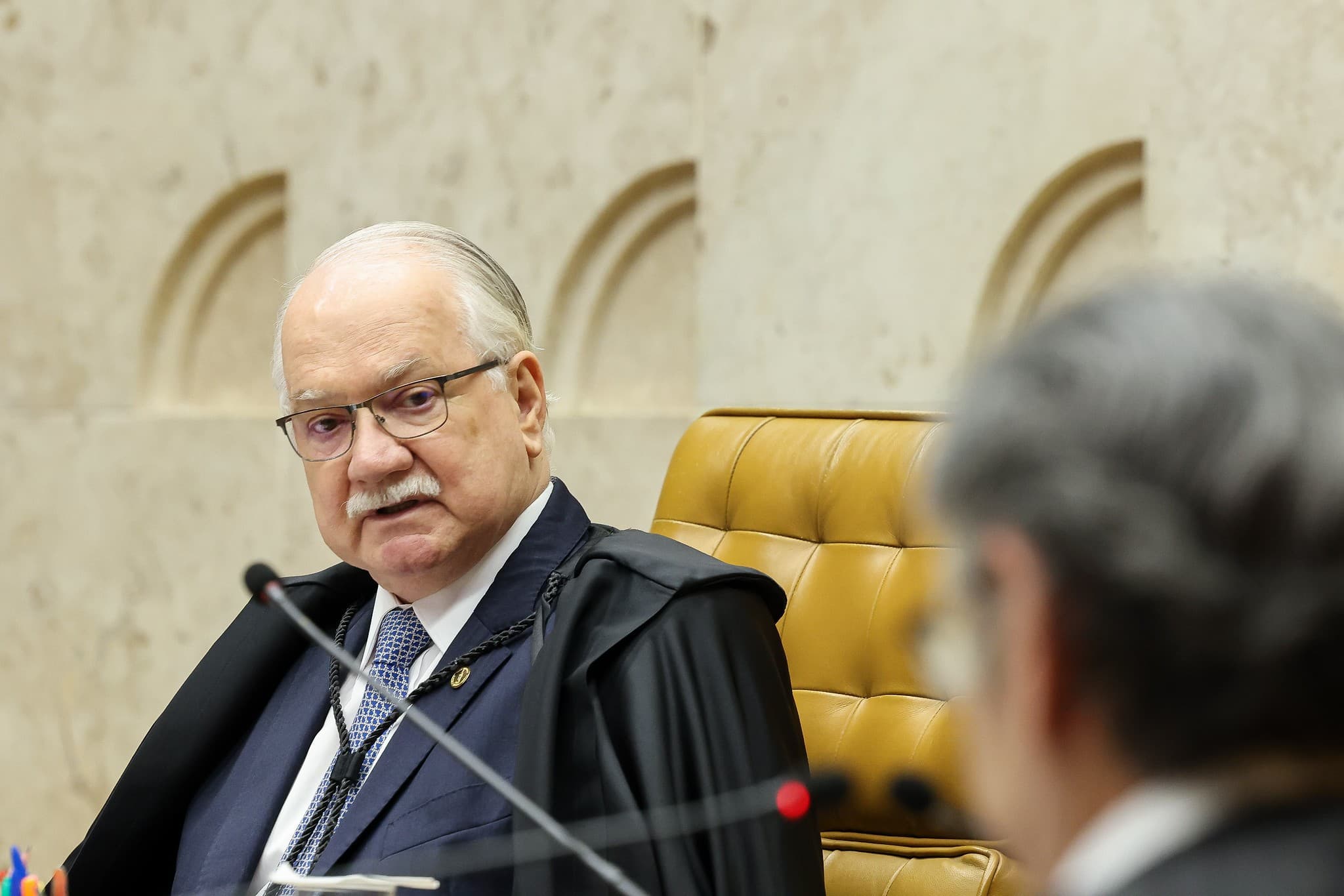 Fachin destaca validade processual em discussão no STF sobre Moraes e Vorcaro