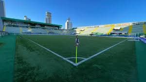 São Paulo e Chapecoense: onde acompanhar o jogo ao vivo e principais informações